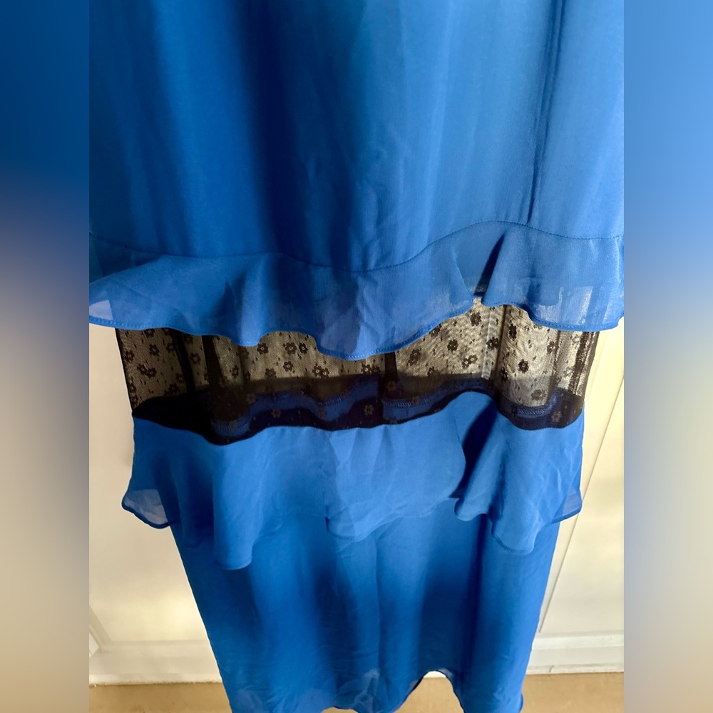 NWT BCBGeneration Lace-Inset Tiered Ruffled Maxi Dress - Size 2 - Picture 8 of 15